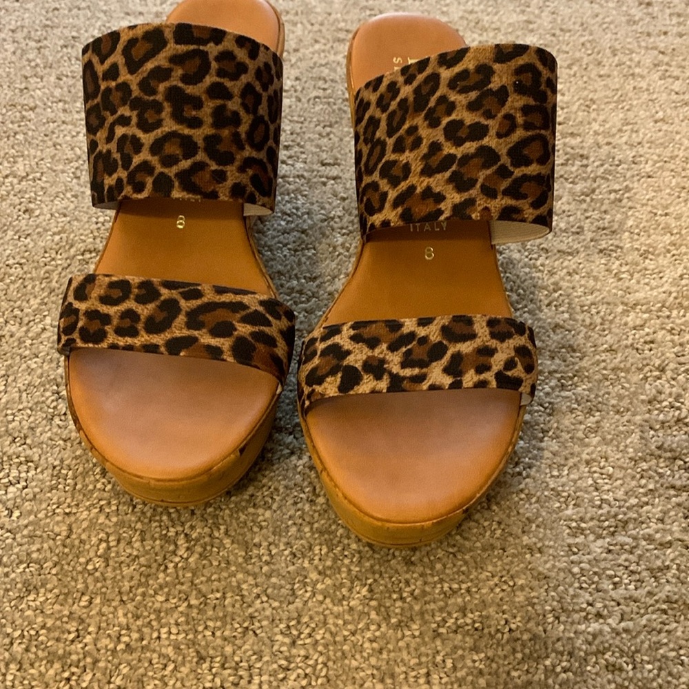 Italian Shoemaker leopard print wedges